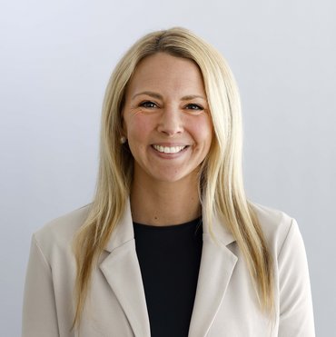 Carina Aktas